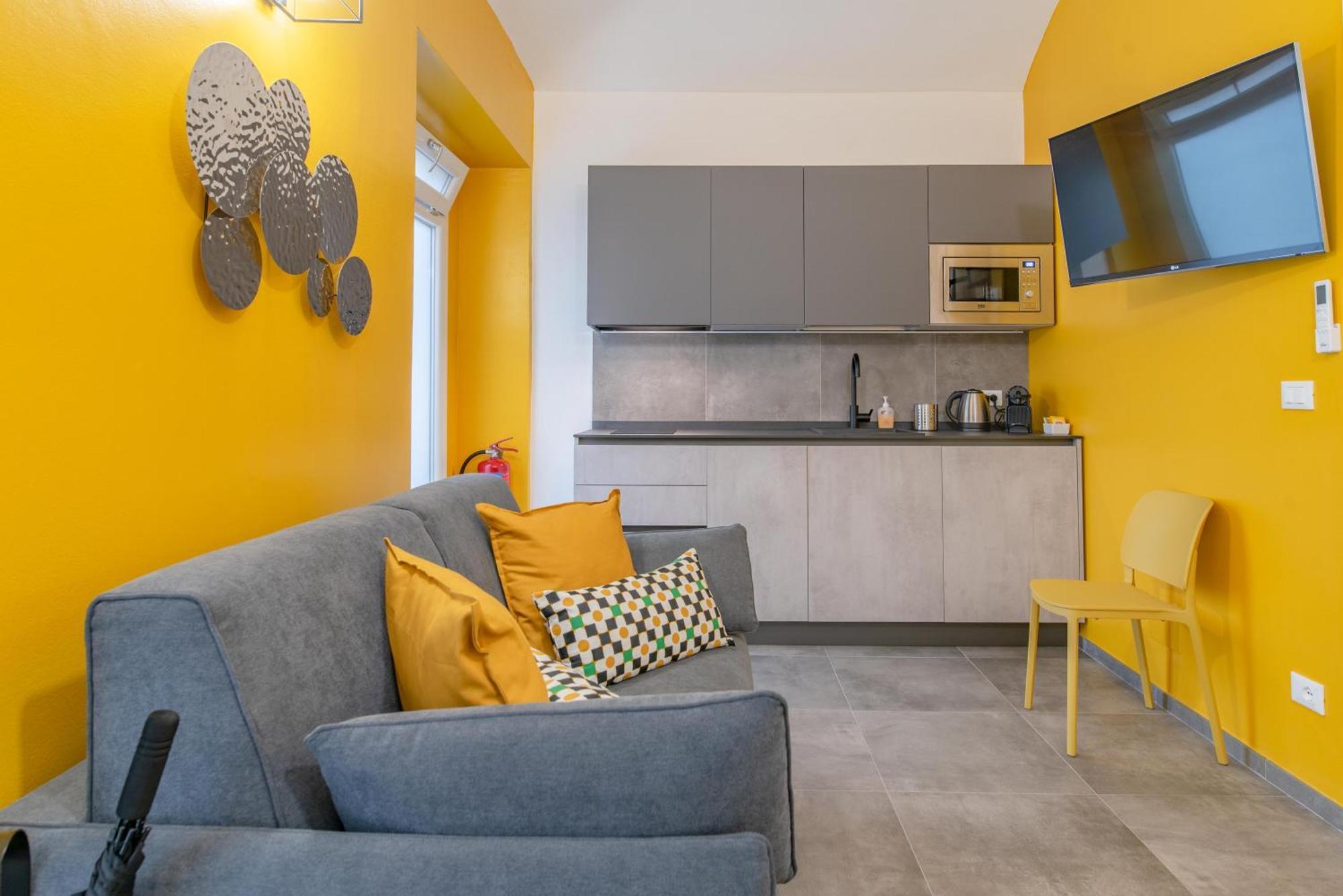 Casa Miro By Happyhostorino *